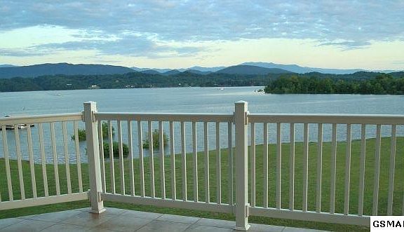 5th image of 2020 Harbor Hills Dr