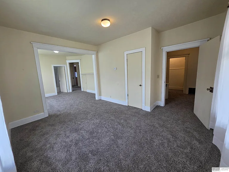528 S 26th Ave #B — Photo 5