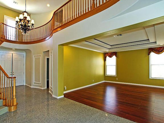 2nd image of 2697 Botticelli Dr