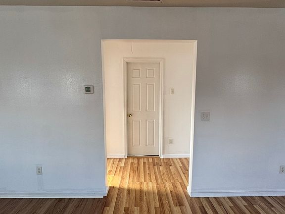 4th image of 43 Webster Ave Floor 2