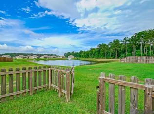 34273 Garnet Lake Dr, Walker, LA 70785