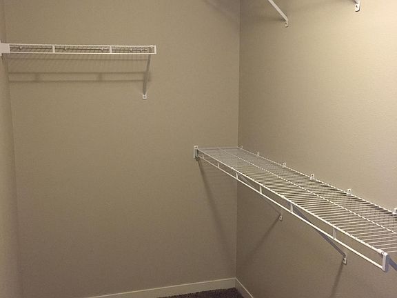 4th image of 2430 36th St S APT 101