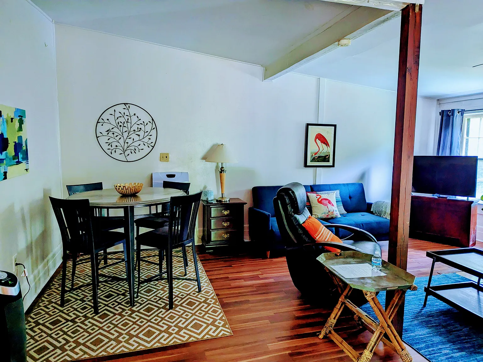 1 bed, 750 sqft, $1,350 — Photo 3