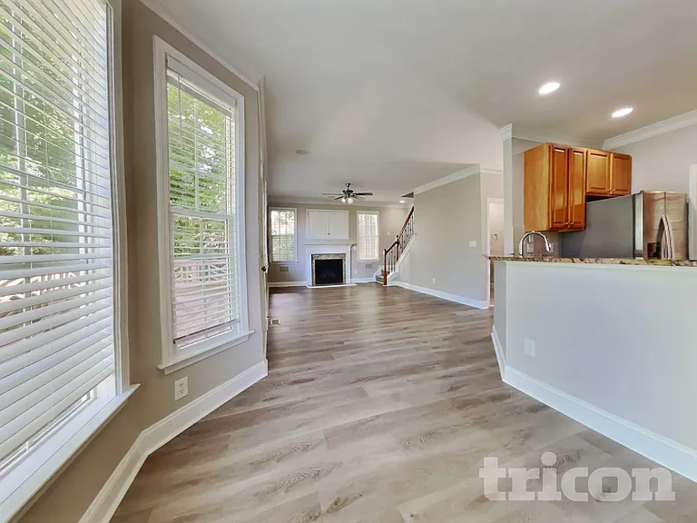 3112 Kirby St — Photo 7