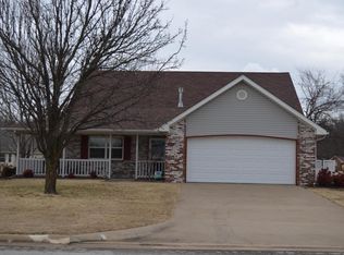 2104 Simplicty Way, Neosho, MO 64850
