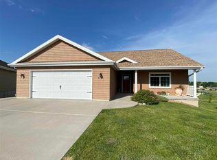 4704 10th Avenue Pl, Kearney, NE 68845