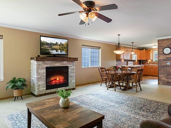 2nd image of 4468 Griffin Cir