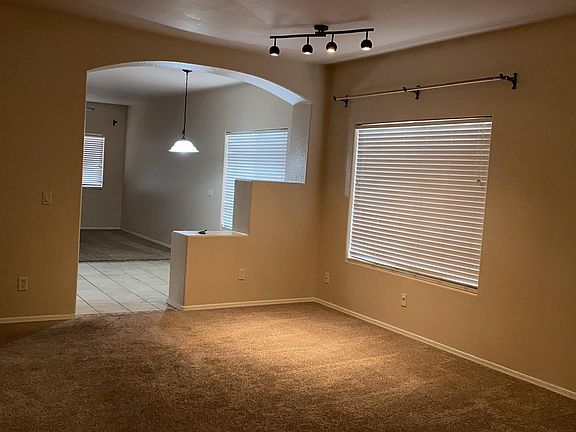 3rd image of 3719 E Longhorn Dr