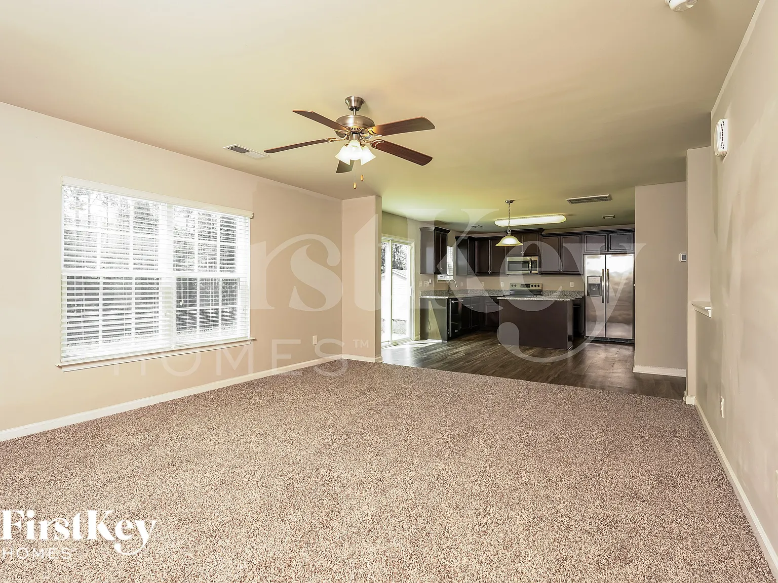 3 bed, 2.5 bath, 2280 sqft, $1,980 — Photo 4
