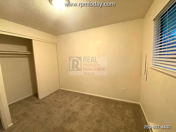 4th image of 501 11th St SE