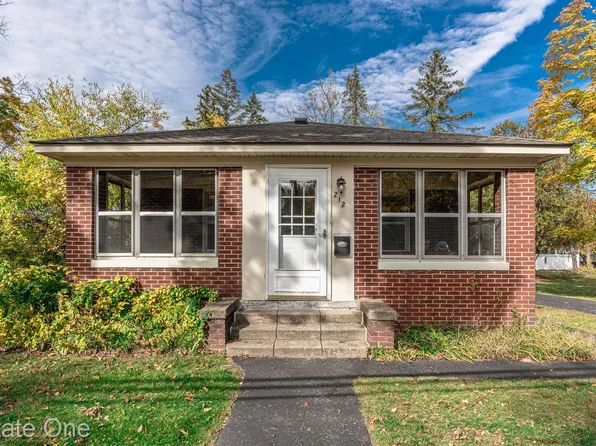 212 W Washington St, Milford, MI 48381