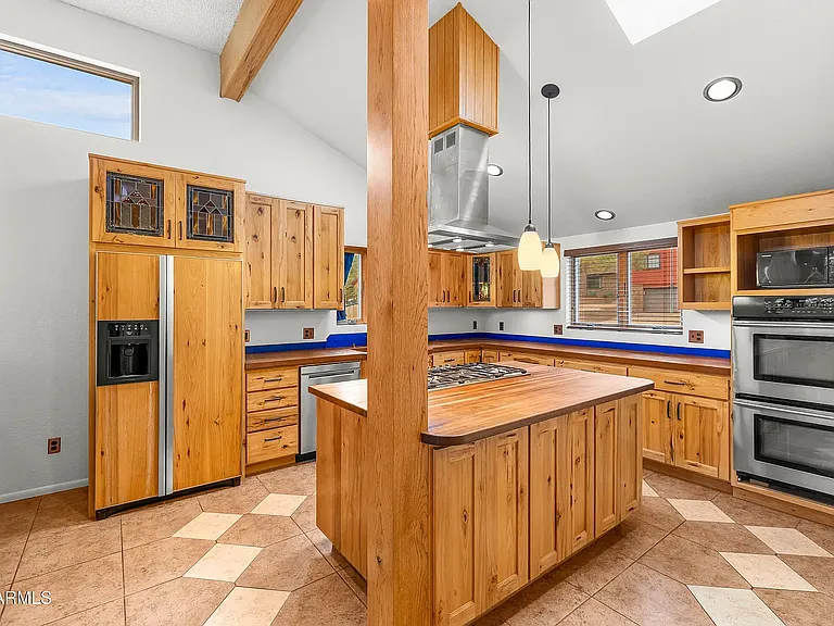 1535 E Appalachian Rd — Photo 4