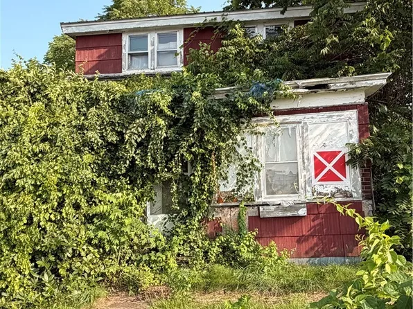 108 Division St, Fulton, NY 13069