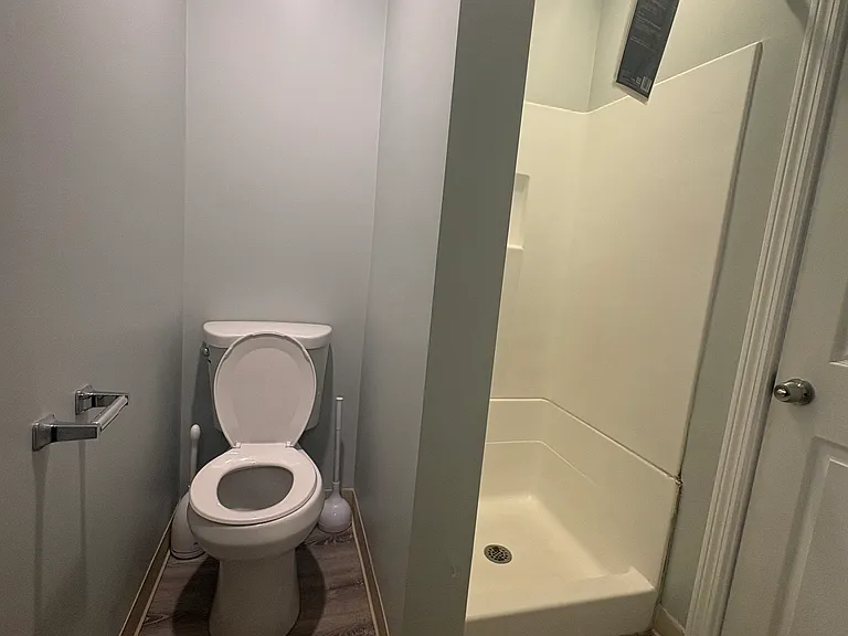 776 Main St #9 — Photo 6