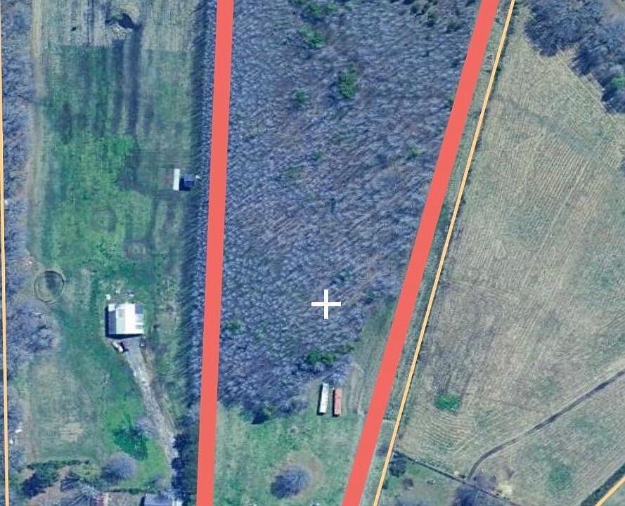 2nd image of 3286 Adam Dr