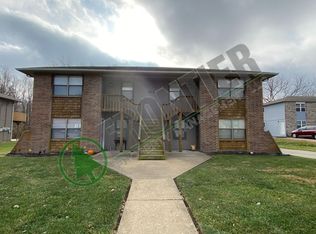 822 E Prairie Hill Dr #B, Warrensburg, MO 64093