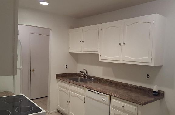 2nd image of 225 Medford Ct Unit H
