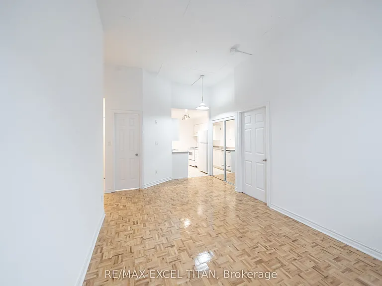1401 Dupont St #617 — Photo 2