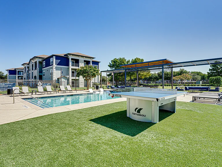 Highland Luxury Living — Photo 24