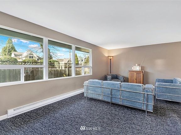 5th image of 409 Avenue D