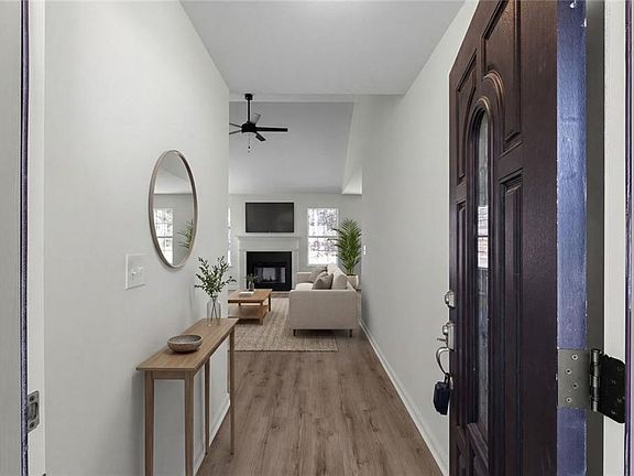 2nd image of 2203 Hidden Creek Dr