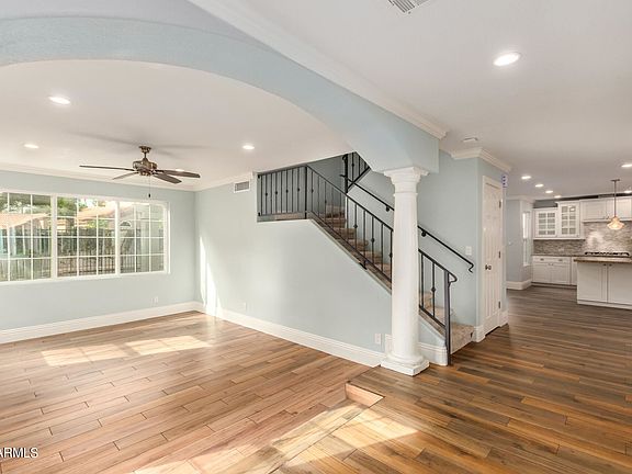 5th image of 3405 E Woodland Dr
