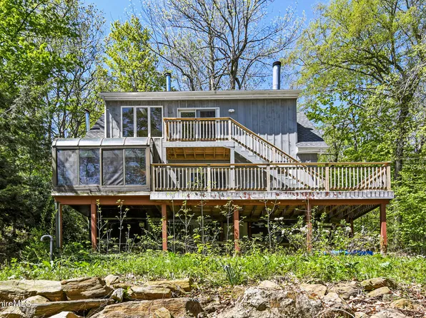 173 King Richard Dr, Becket, MA 01223