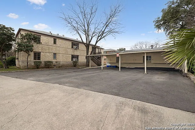 515 E Olmos Dr #4 — Photo 25