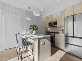92 Chelsea St #2, Boston, MA 02128