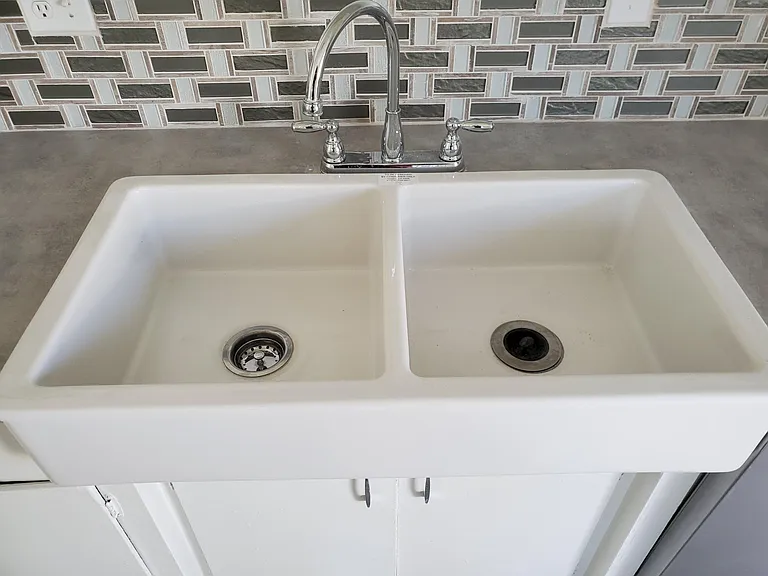 924 Thermal Ave — Photo 10