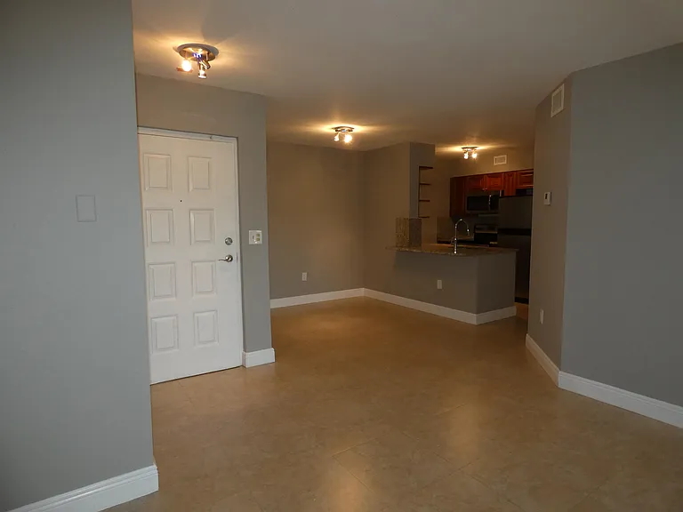2841 N Oakland Forest Dr #207-1 — Photo 20