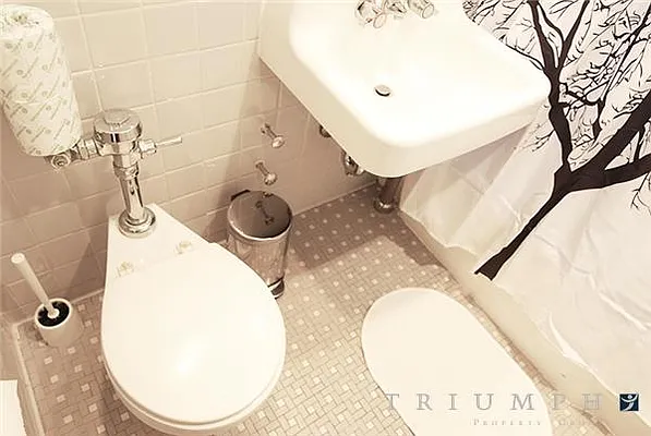 Rented by Triumph Property Group | media 49