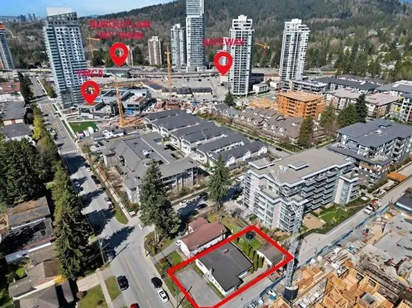 629 Smith Ave, Coquitlam, BC V3J 2W5