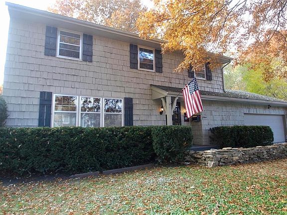 4th image of 12904 Crystal Ave