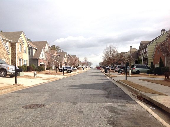 4th image of 3236 Bridge Walk Dr