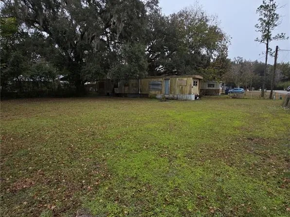 37 SW 3rd St, Webster, FL 33597