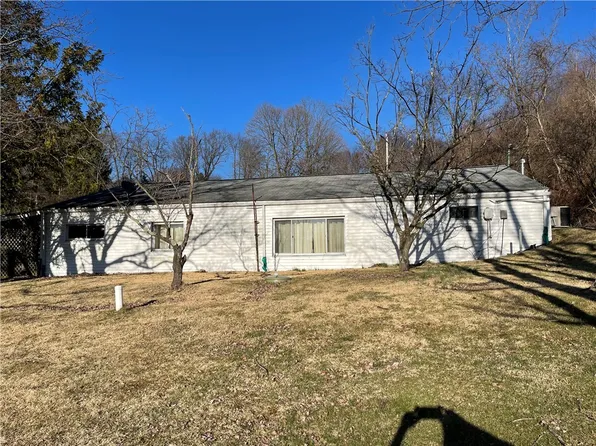 1556 State Route 356, Leechburg, PA 15656