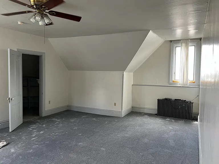 402 S Winebiddle St #3 — Photo 2