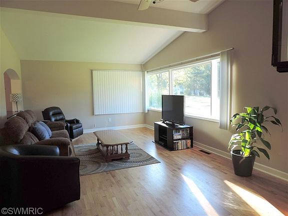 2nd image of 231 Jakway Ave
