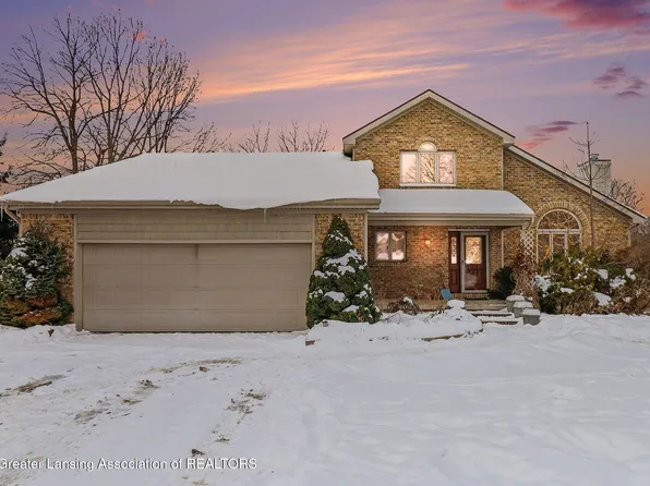 4151 Meadowdale Dr, Williamston, MI 48895