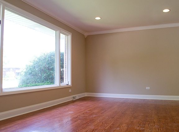 4th image of 1207 E 169th St