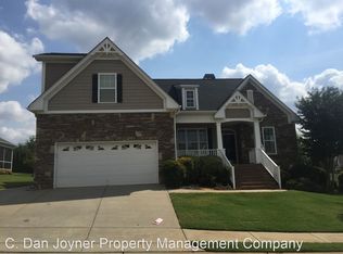 215 Medford Dr, Greer, SC 29650