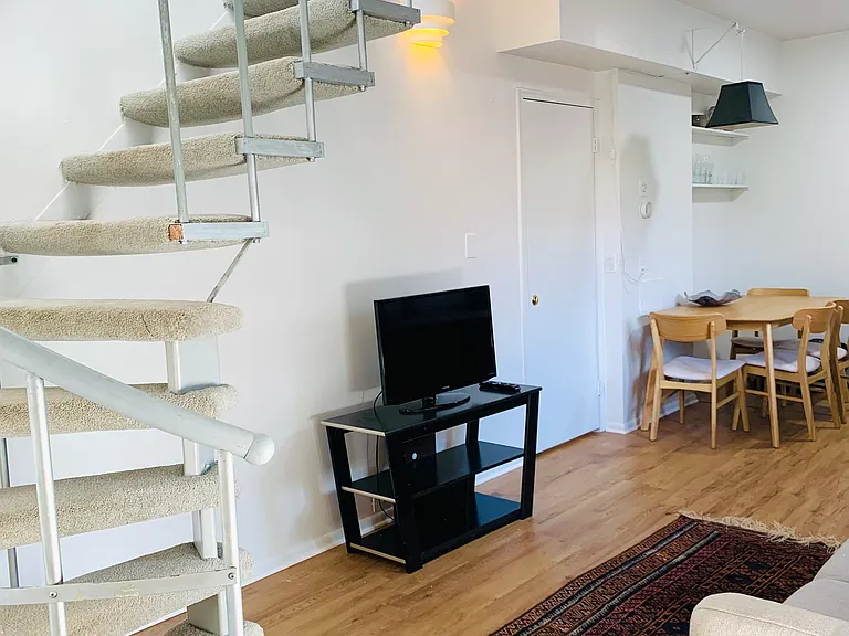 3305 Martin Dr #S — Photo 2