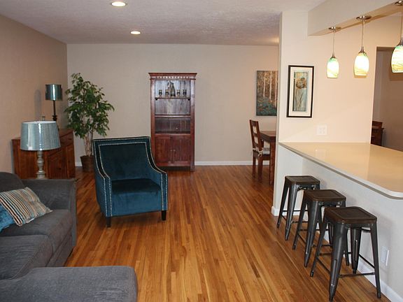 2nd image of 3329 Betts Dr NE