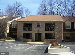5833 Cove Landing Rd APT 202, Burke, VA 22015