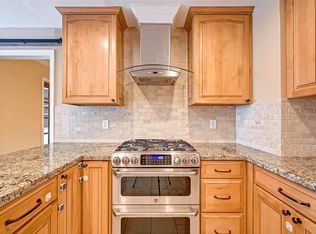 2915 Arrowhead Dr, Sugar Land, TX 77479
