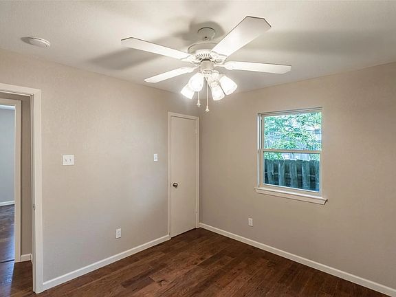 3rd image of 3105 Mitchell St