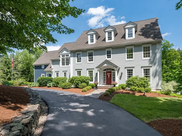 71 Far Hills Drive, Avon, CT 06001