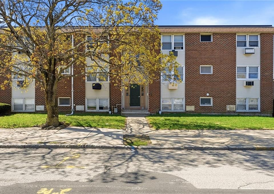 1st image of 29 Woodbine St APT 11