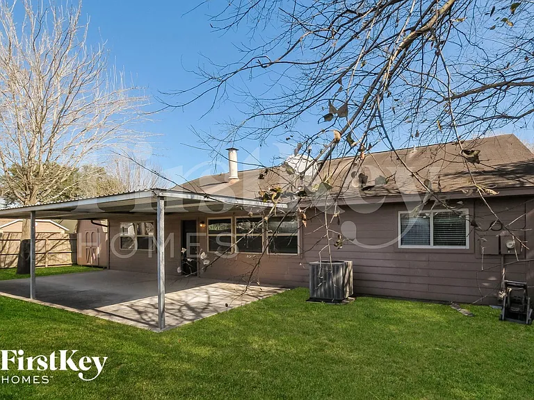 3818 Rosemont Dr — Photo 14